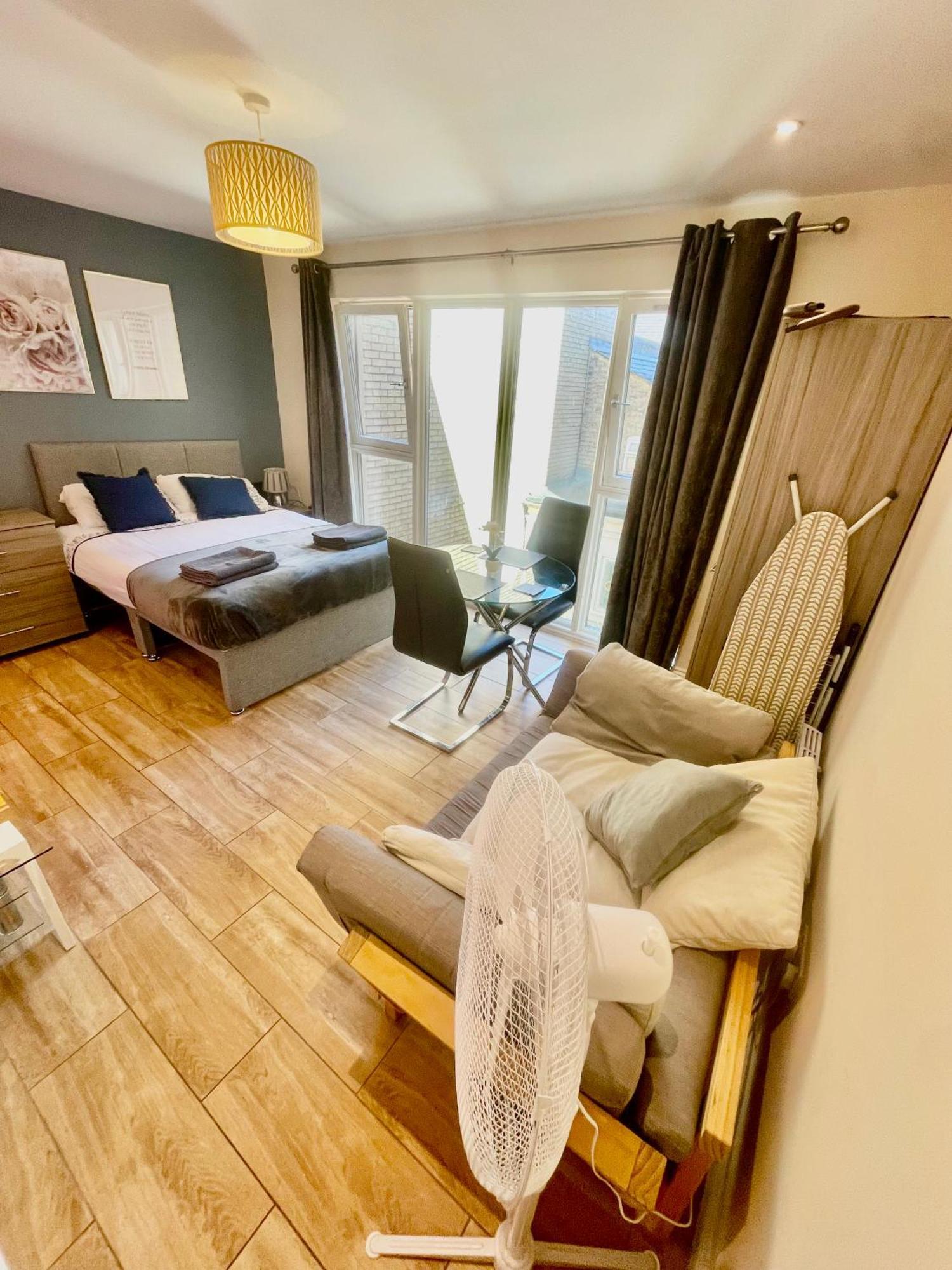 Cambridge City Centre Immaculate Studio Sleeps 2 - Central Location Paradise Street Экстерьер фото